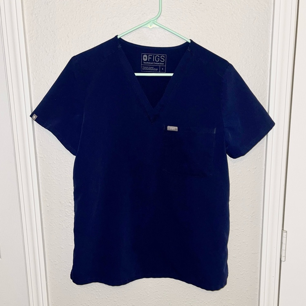 Small Figs Scrub Top